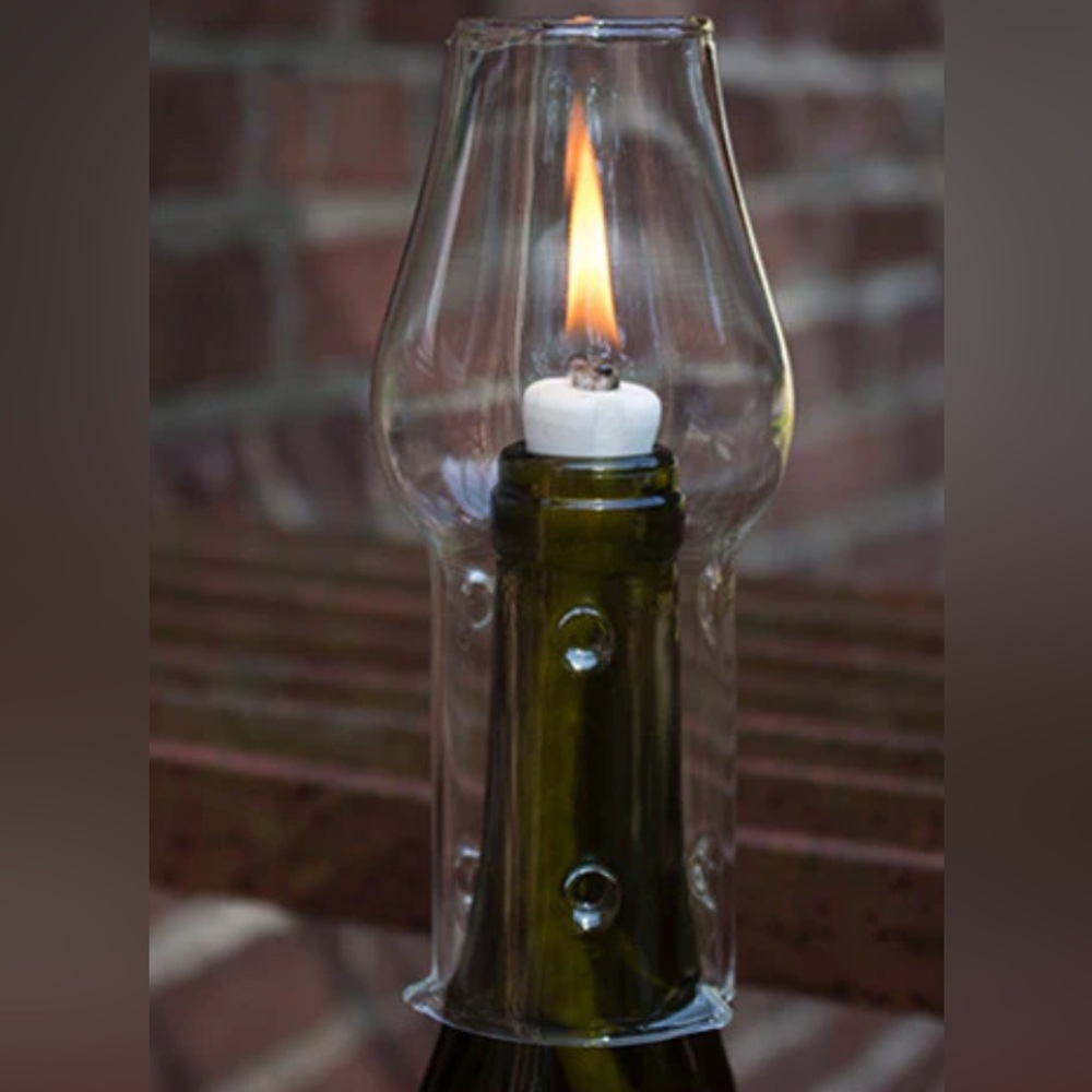 Vintage Concepts Wine bottle wick & bubble glass protector lantern